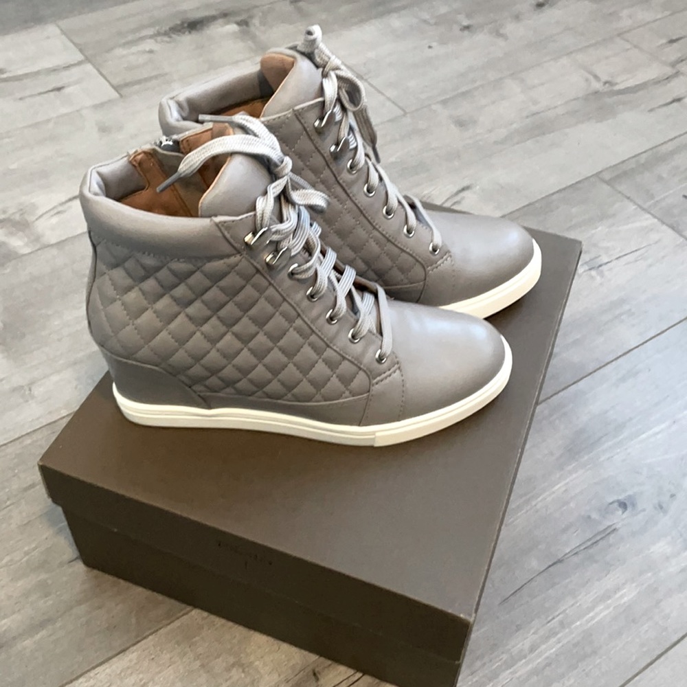 Linea Paolo heal quilted sneakers